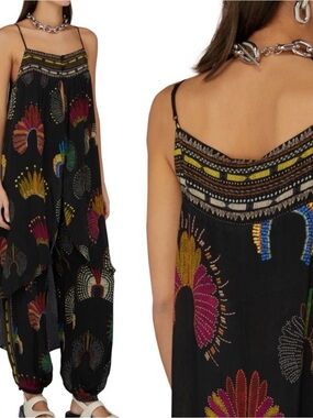 FARM Rio Black Multicolor Floral Print Top/Pants Set